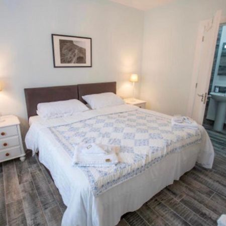 Josies Place At Waters Edge Self Catering Apartment Glenarm Luaran gambar