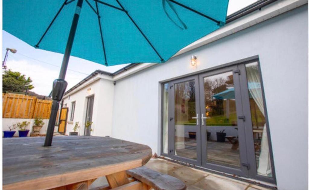 Josies Place At Waters Edge Self Catering Apartment Glenarm Luaran gambar