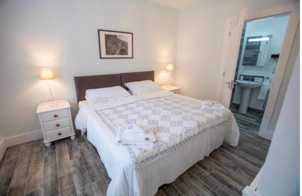 Josies Place At Waters Edge Self Catering Apartment Glenarm Luaran gambar