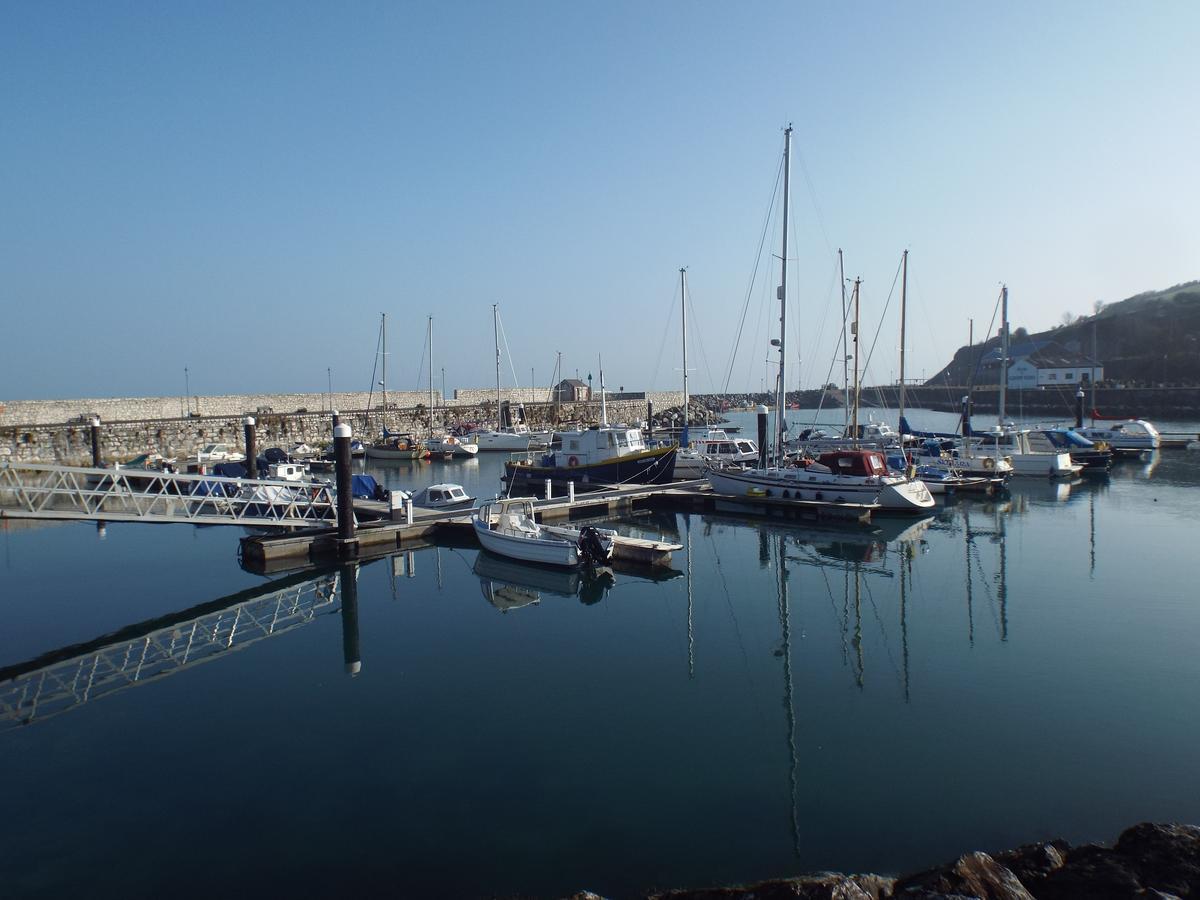 Josies Place At Waters Edge Self Catering Apartment Glenarm Luaran gambar